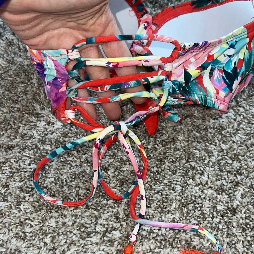 Gibson Latimer Red Floral Bikini - Picture 6 of 11